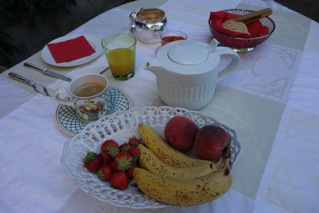 Le Fassardy Bed and Breakfast Châteauroux Exteriör bild